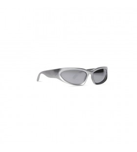 La mujer, Balenciaga Swift Ovalada Gafas de sol de Plata